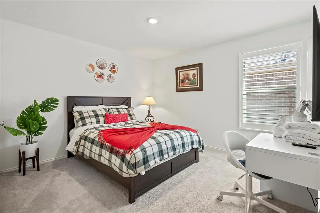 3032 Ashbrook Lane