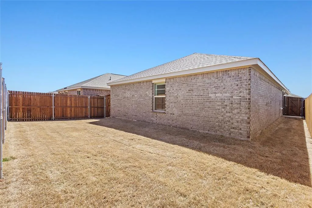 3032 Ashbrook Lane