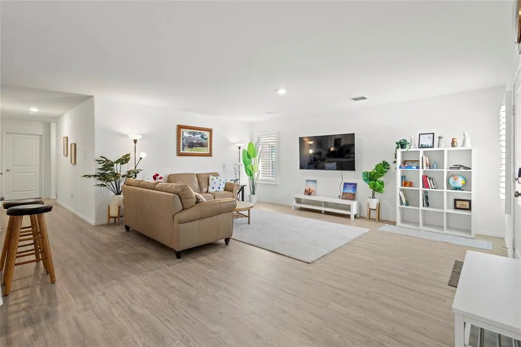 3032 Ashbrook Lane