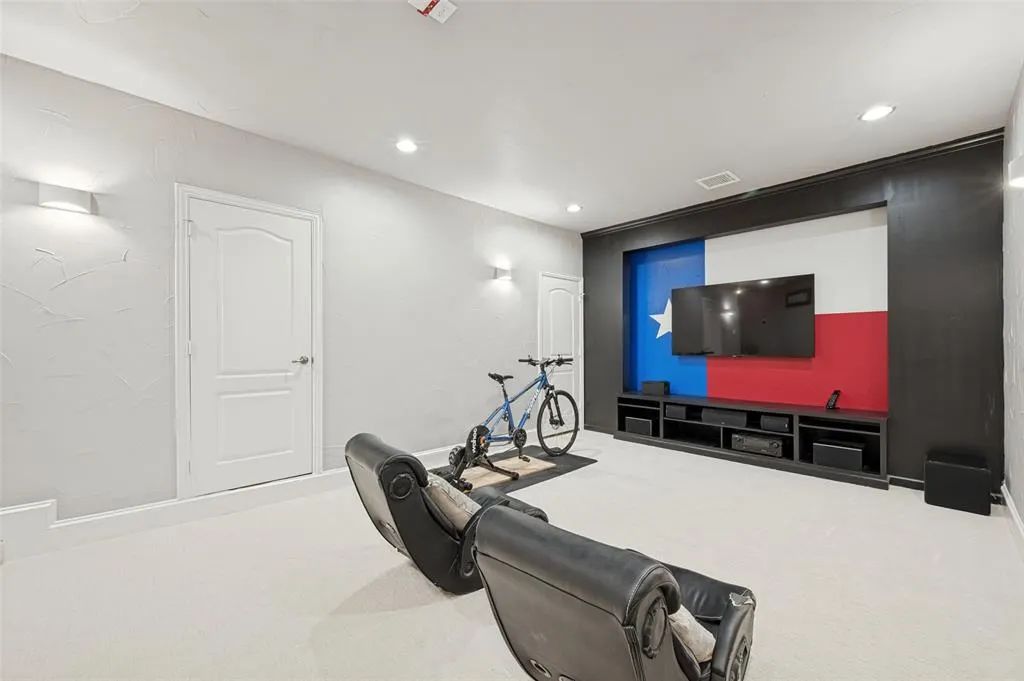 2570 BENDBROOK Trail