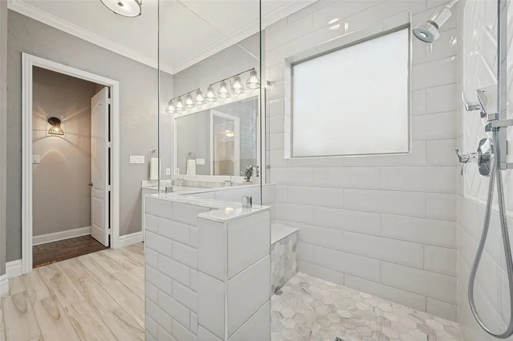 2570 BENDBROOK Trail