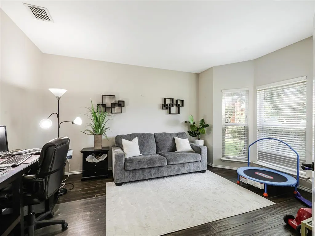 1206 Bel Air Drive