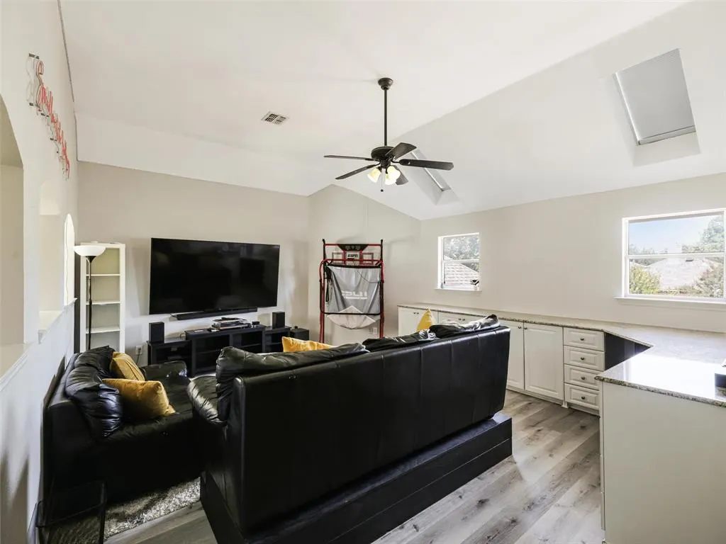 1206 Bel Air Drive
