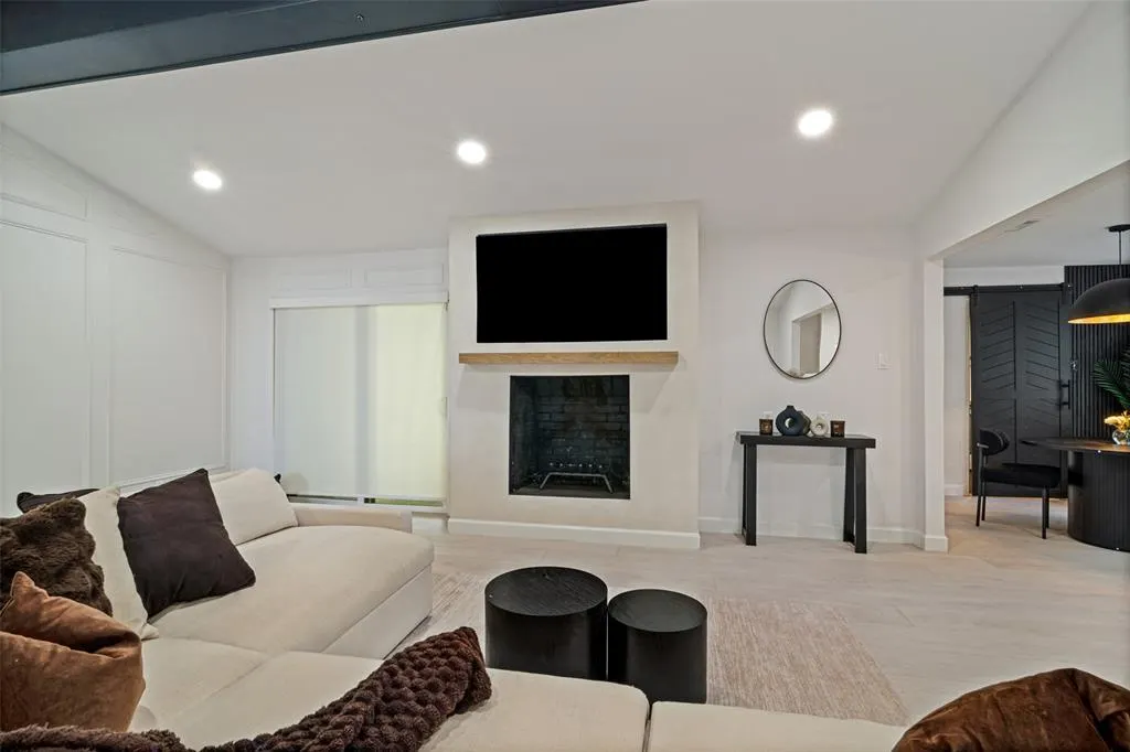 5021 Ashbrook Road