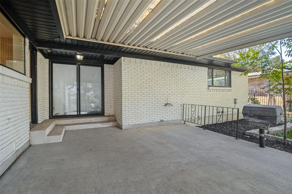 5021 Ashbrook Road