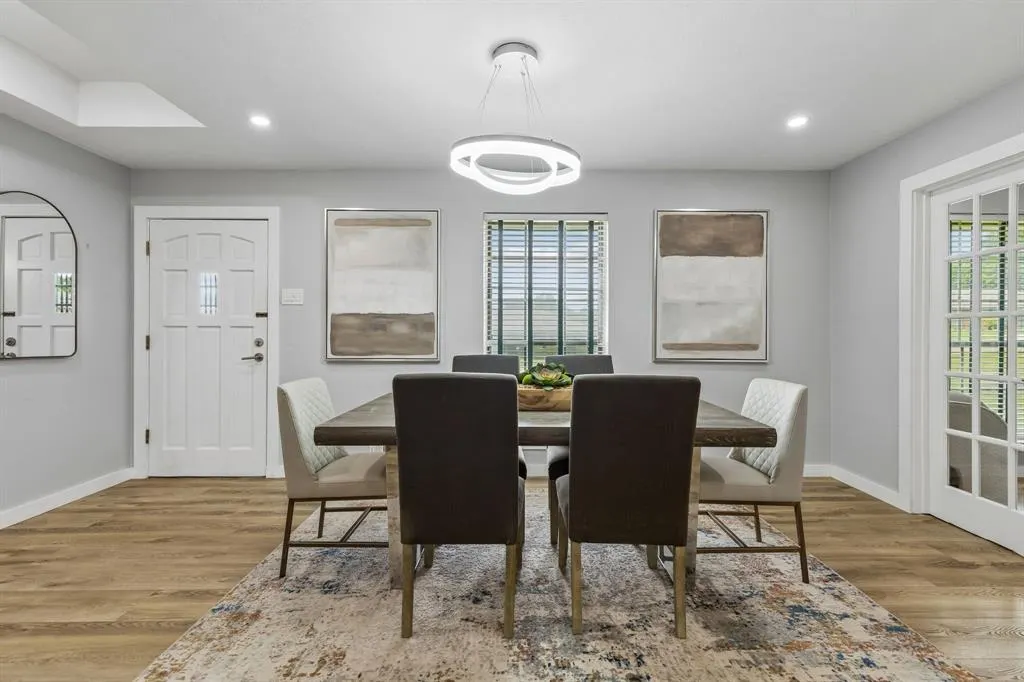 304 Meadowlark Drive
