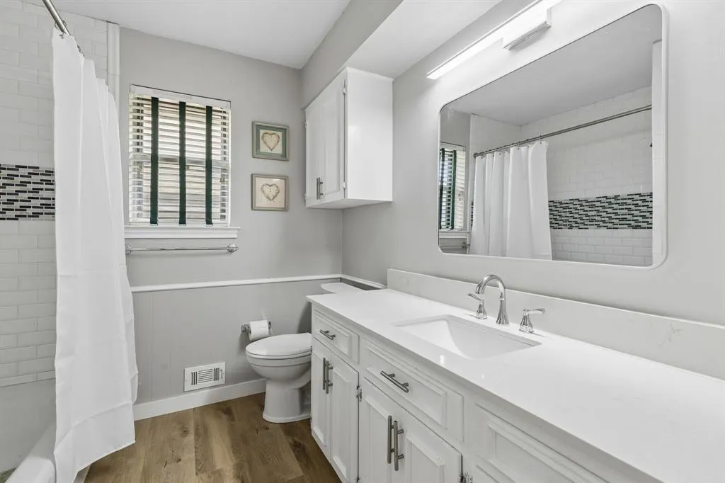 304 Meadowlark Drive