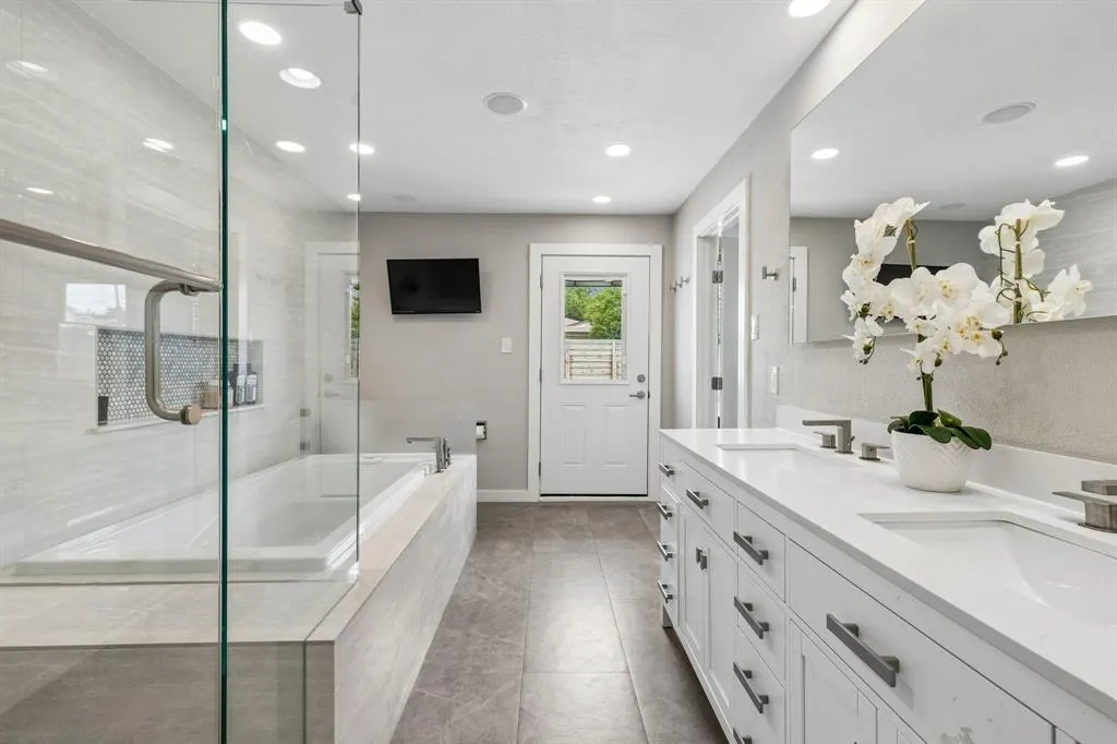 304 Meadowlark Drive