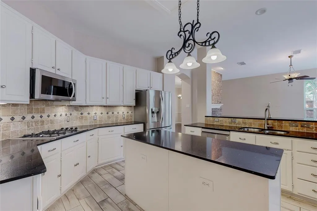 1234 Covina Court
