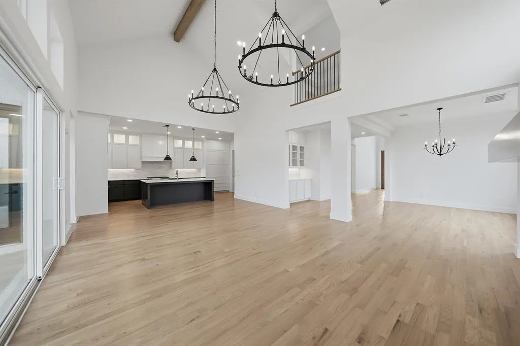 3400 Poppy Place
