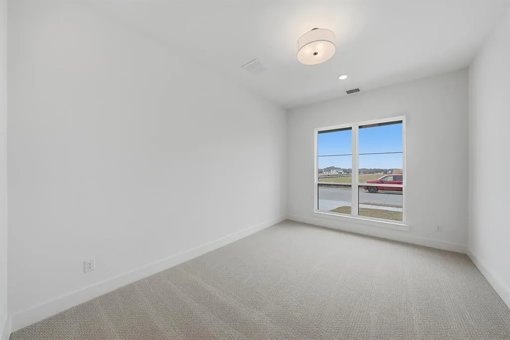 3400 Poppy Place