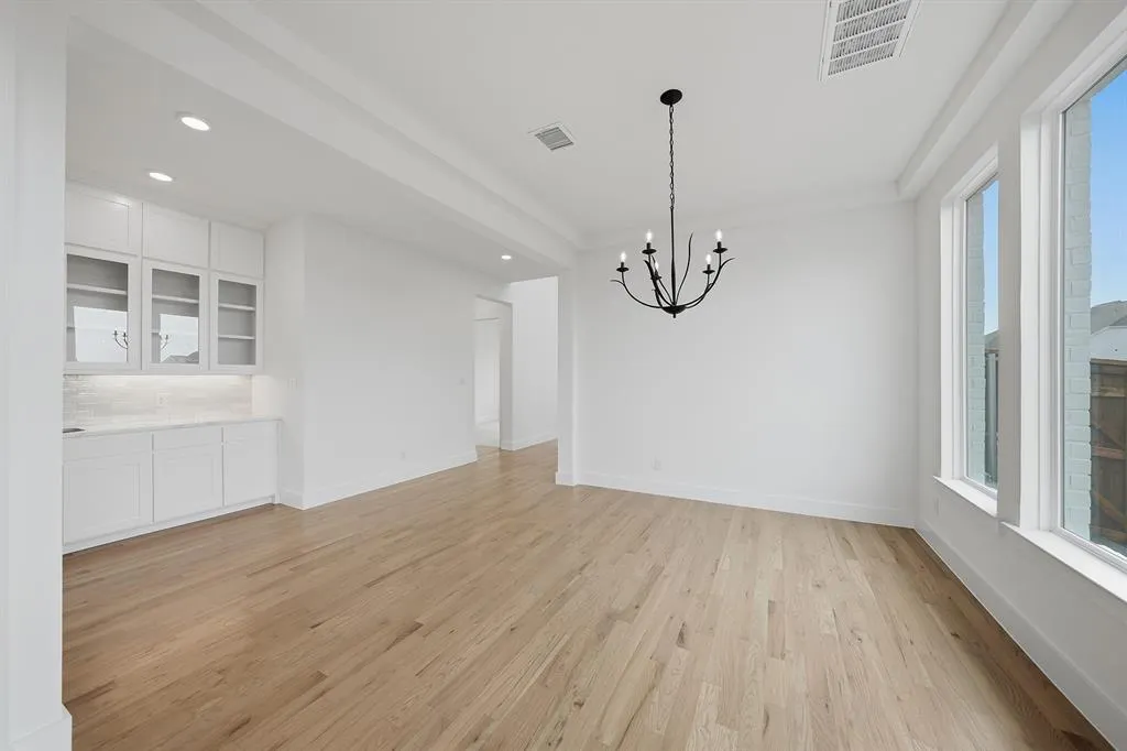 3400 Poppy Place