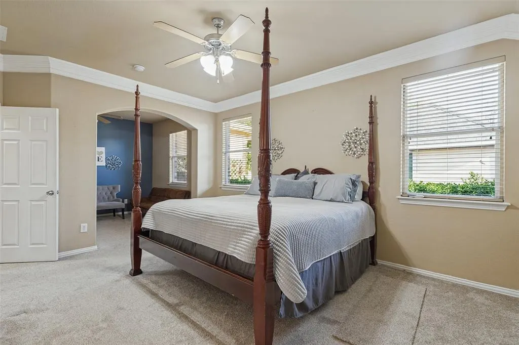 2322 Luscombe Lane