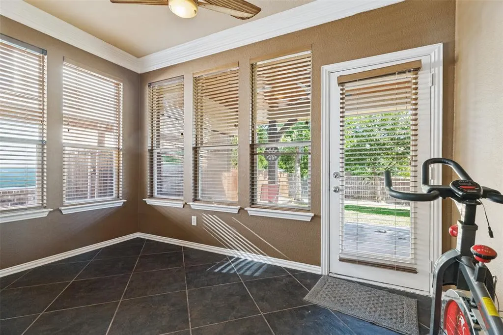 2322 Luscombe Lane
