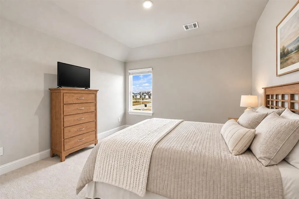 2711 Solasta Court