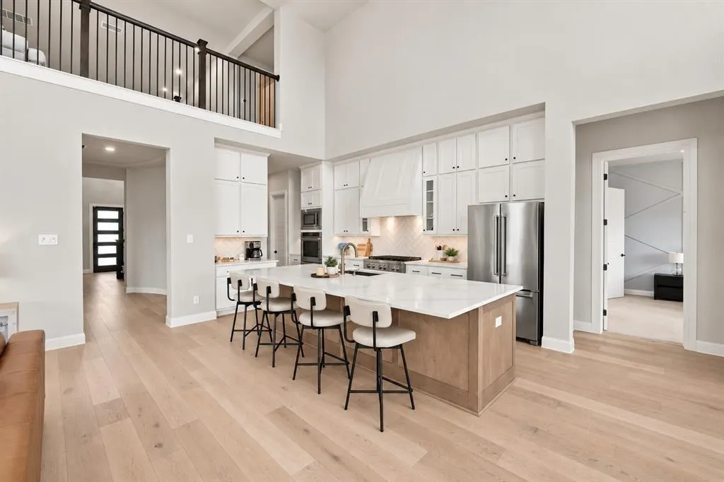 2711 Solasta Court