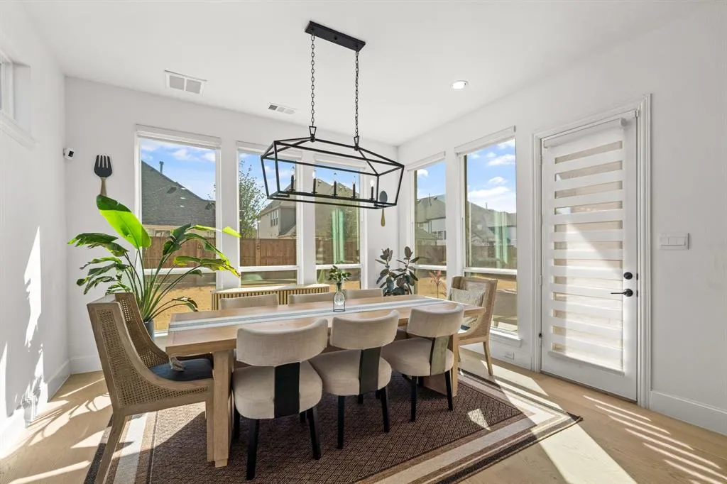2541 Forestbrook Drive