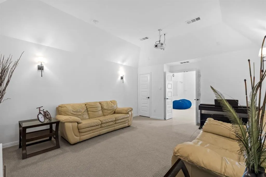 2541 Forestbrook Drive