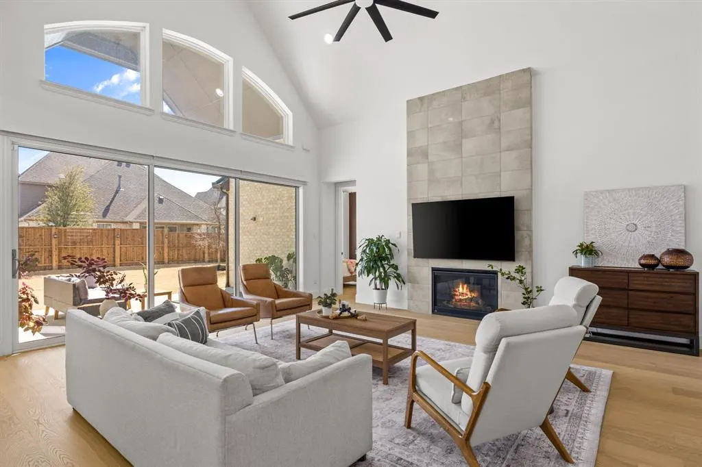 2541 Forestbrook Drive