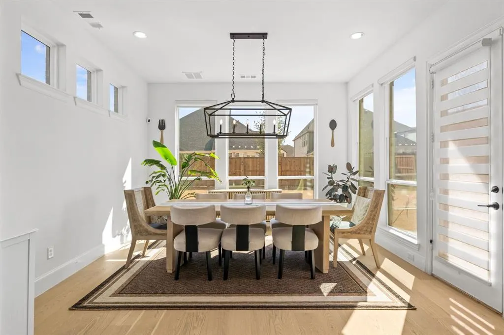 2541 Forestbrook Drive
