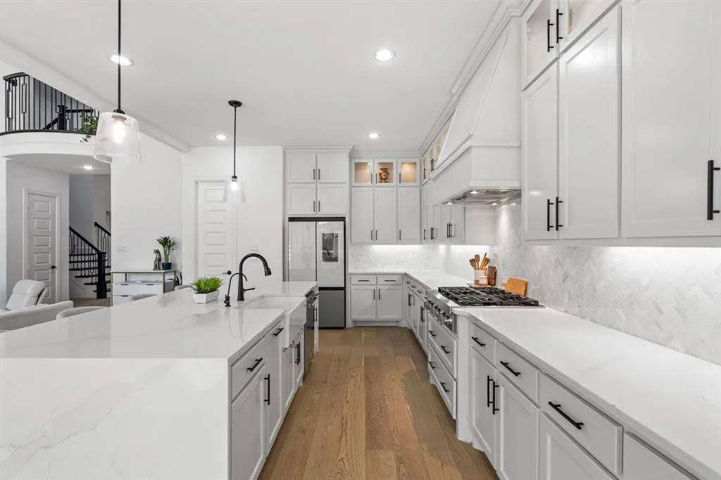 2541 Forestbrook Drive