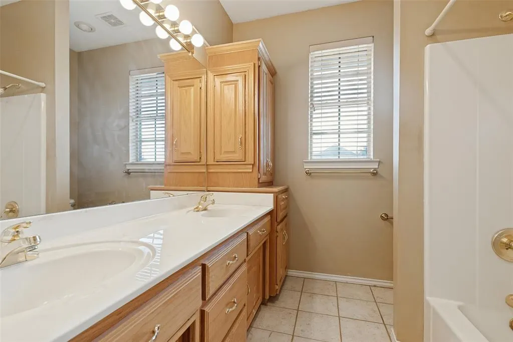 1249 Chandler Circle