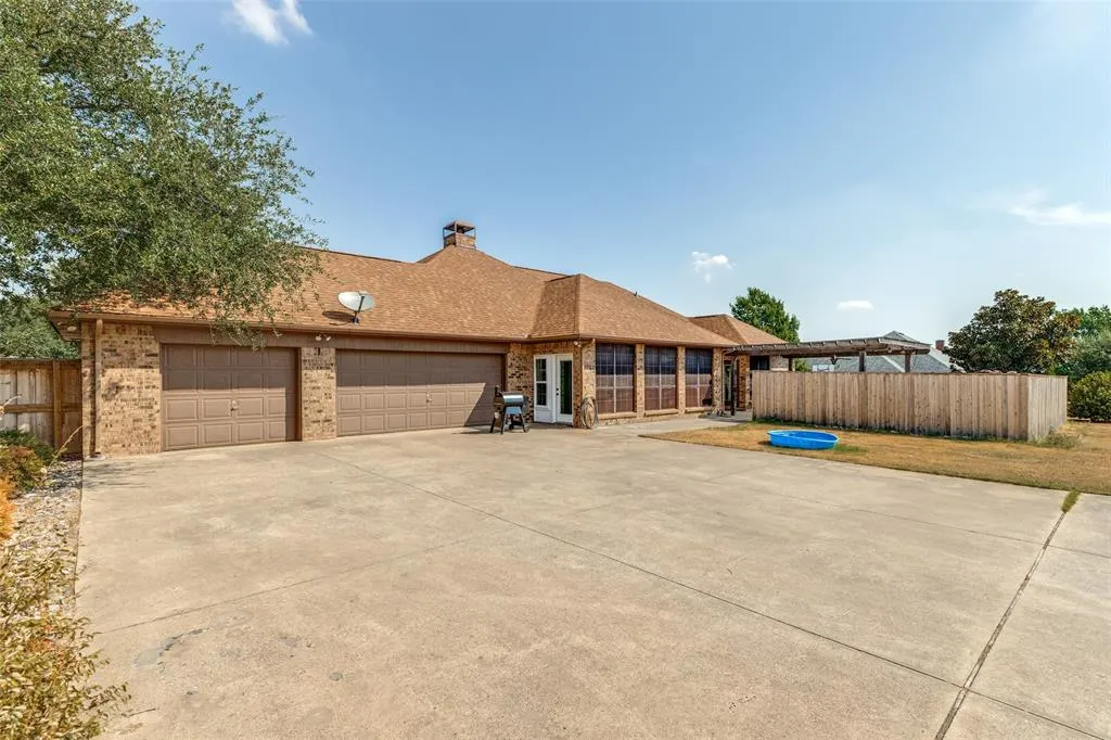 1249 Chandler Circle