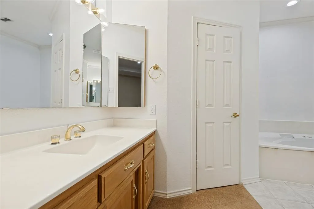 1249 Chandler Circle