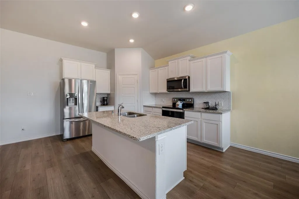 1101 Crepe Myrtle Lane