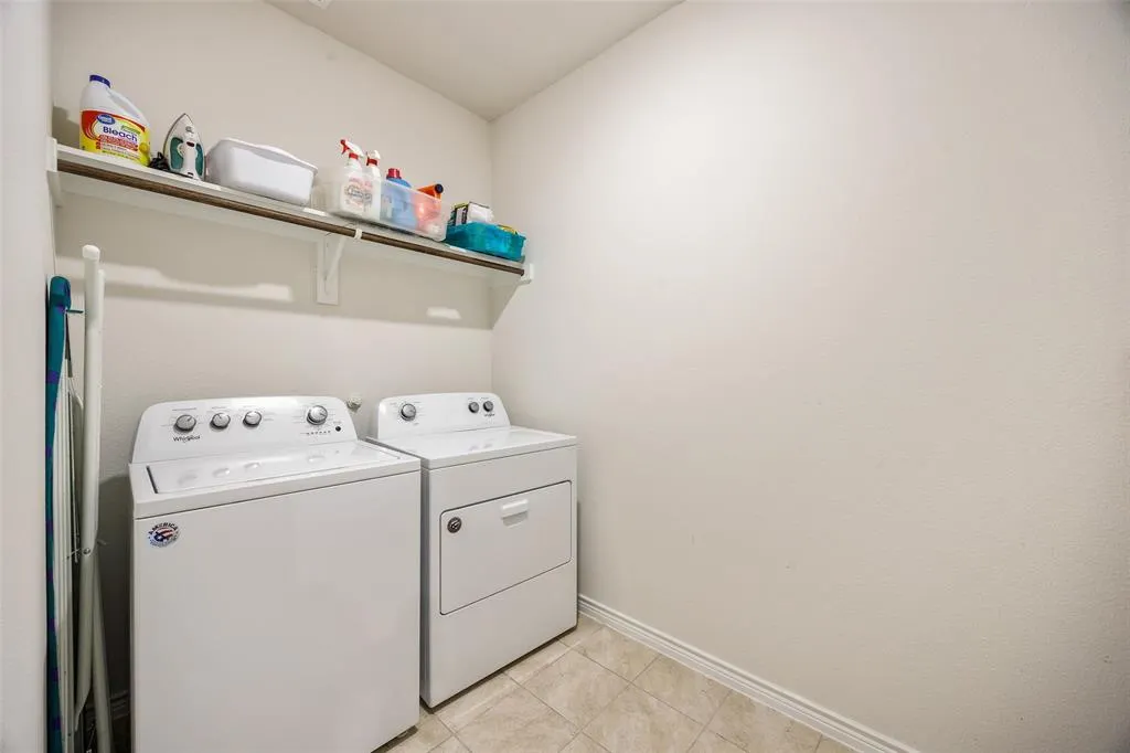 1101 Crepe Myrtle Lane