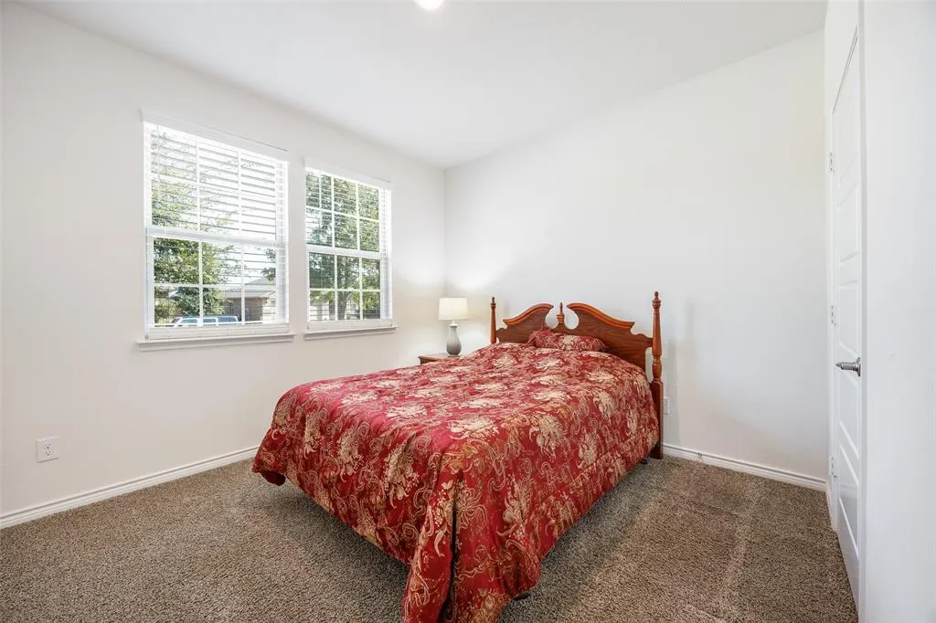 1101 Crepe Myrtle Lane