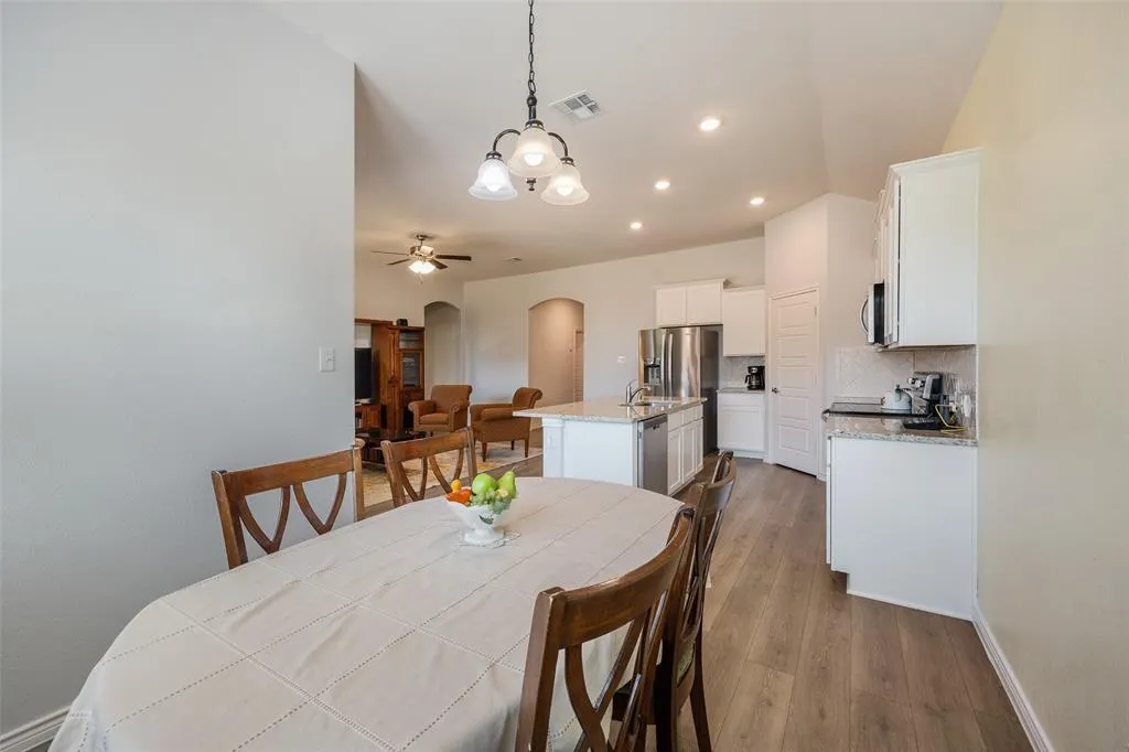1101 Crepe Myrtle Lane