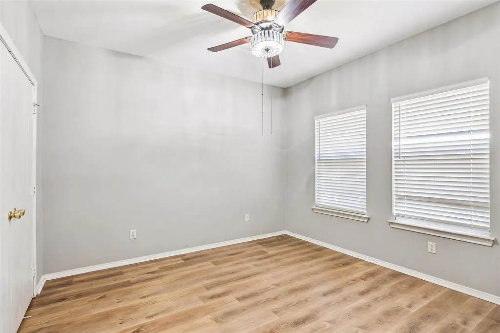 5959-5961 Robinwood Lane