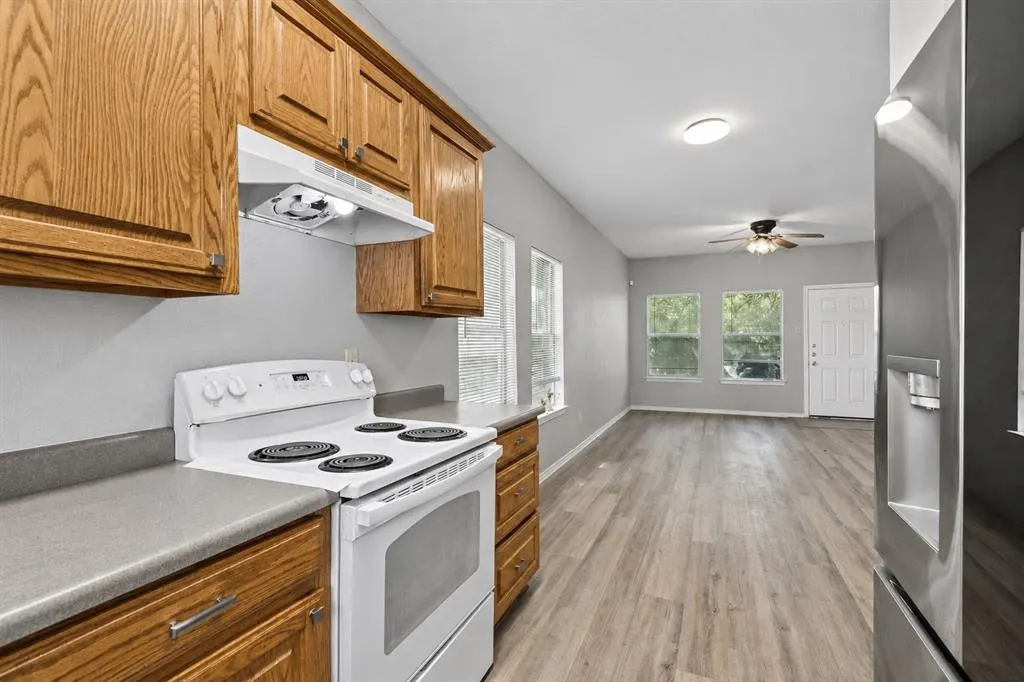 5959-5961 Robinwood Lane