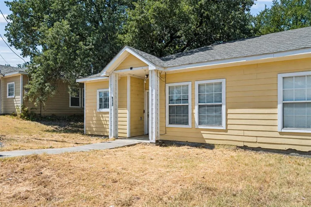 5959-5961 Robinwood Lane