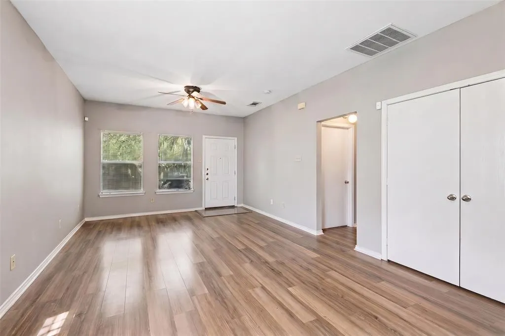 5959-5961 Robinwood Lane