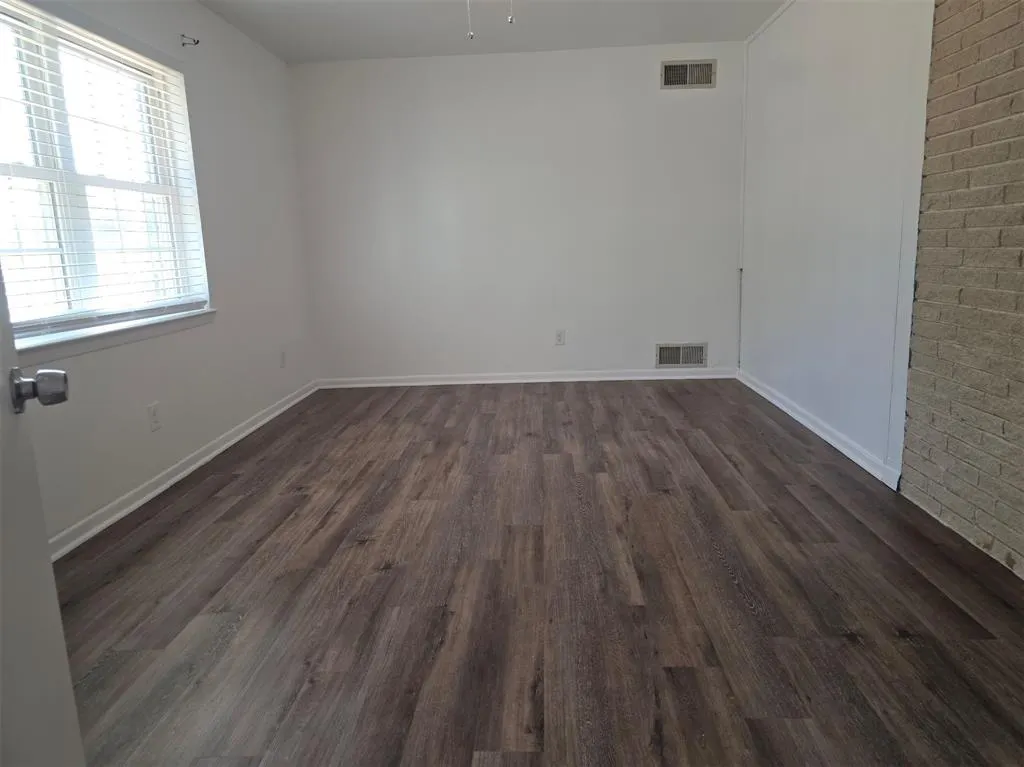 714 Timberlake Circle