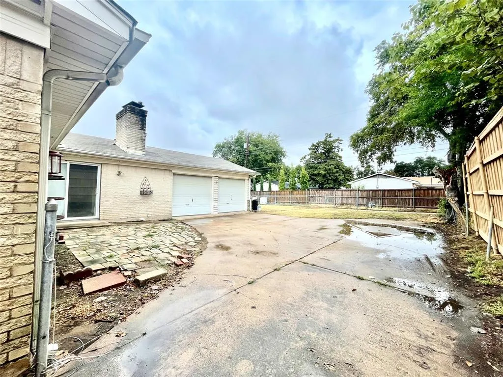 714 Timberlake Circle
