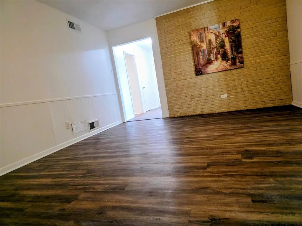 714 Timberlake Circle