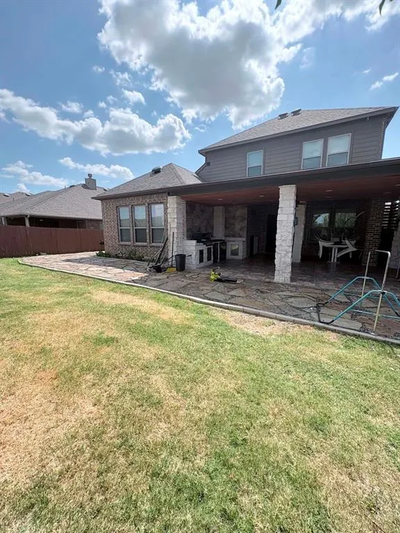 1316 Hudson Lane