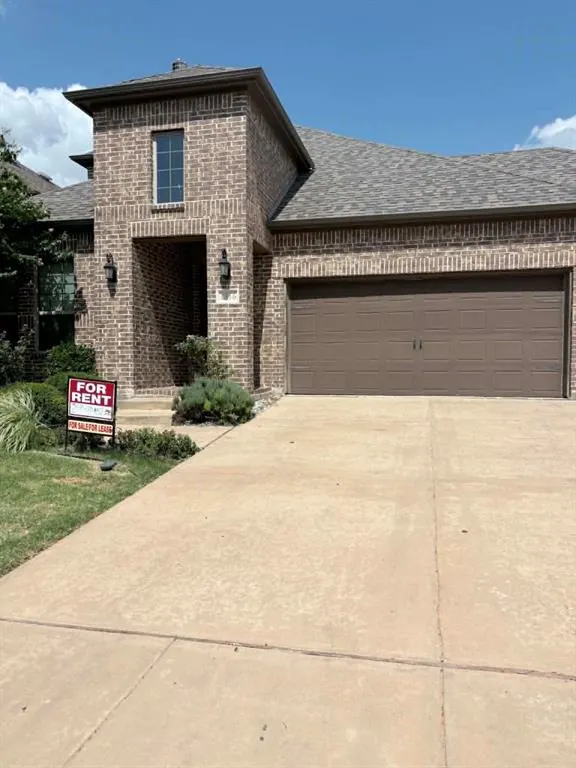 1316 Hudson Lane