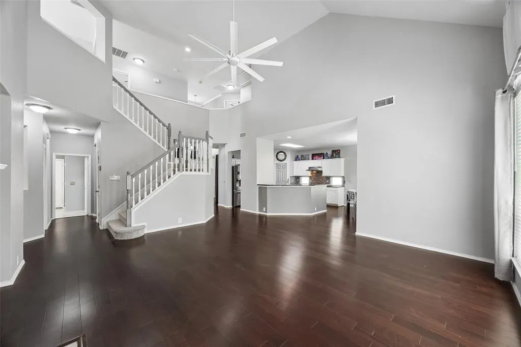 6804 Nottoway Lane