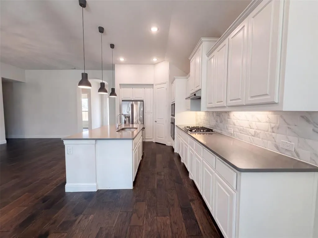 16204 Cullen Park Way