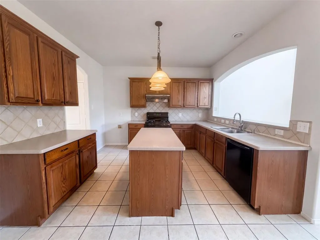 1304 Grapevine Drive