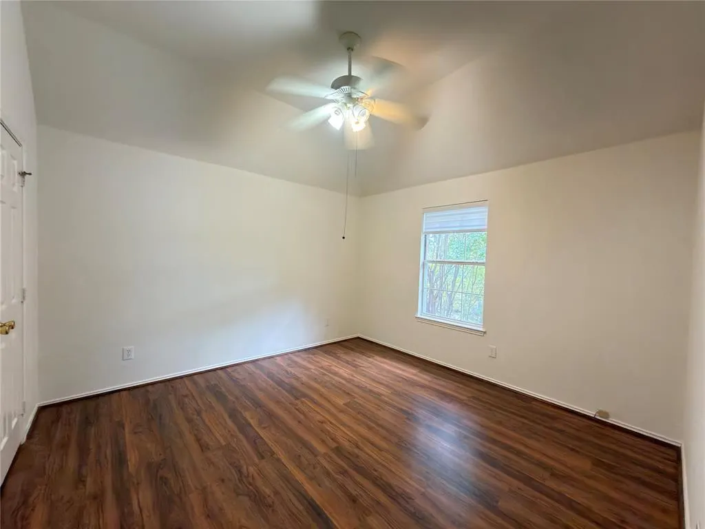 1328 Comanche Drive