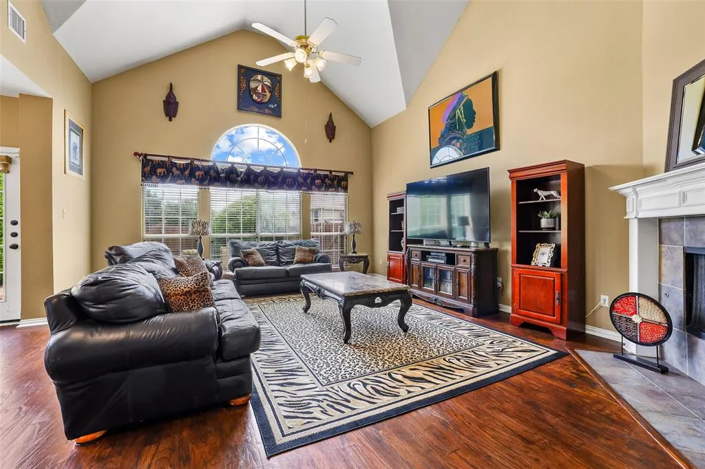 2986 Marlow Lane