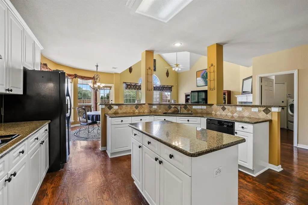 2986 Marlow Lane