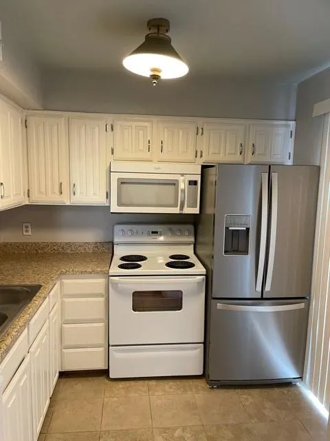 336 Melrose Drive #21C