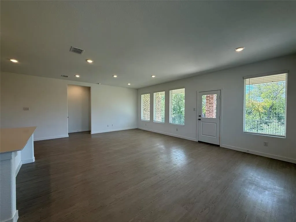 3025 Timber Ridge Drive
