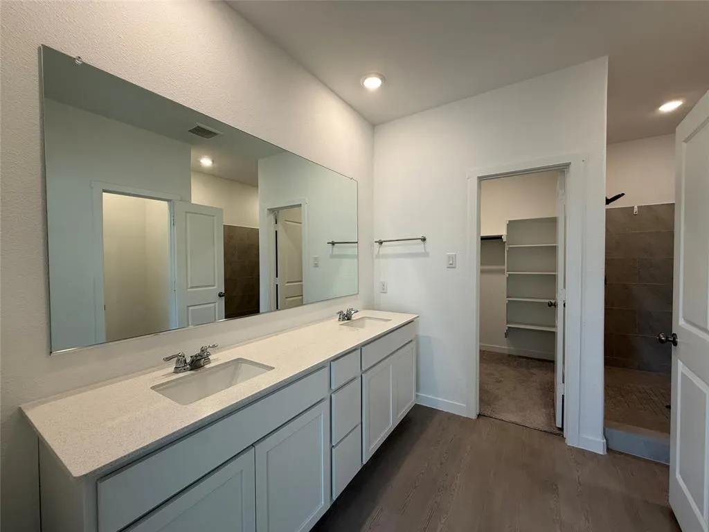 3025 Timber Ridge Drive